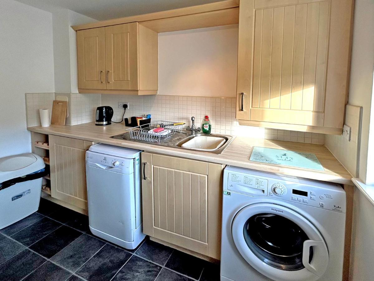 Hindmarsh Apartment